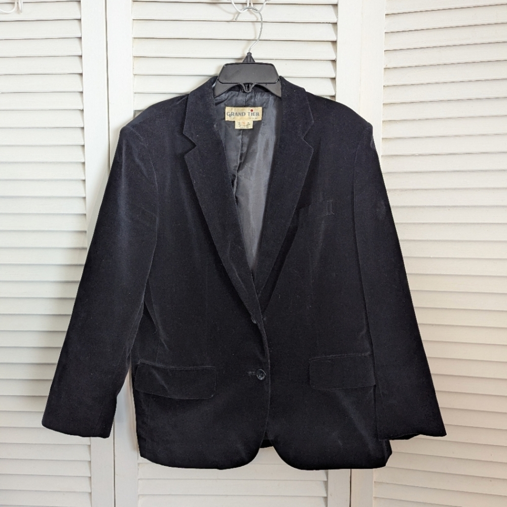 Vintage Grand Tier Black Velvet Blazer
